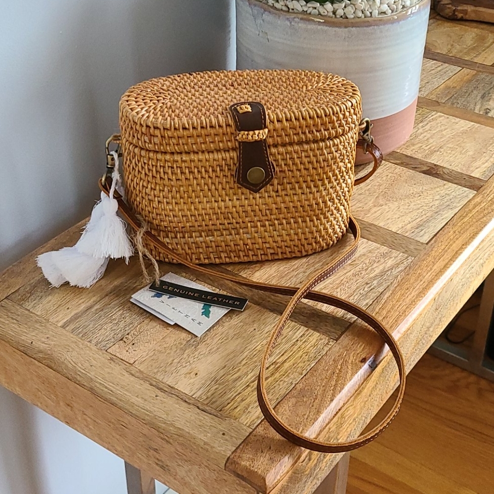 Straw bag